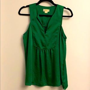 Green sleeveless top